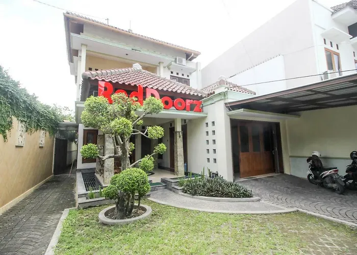 Reddoorz Plus @ Tegal Panggung
