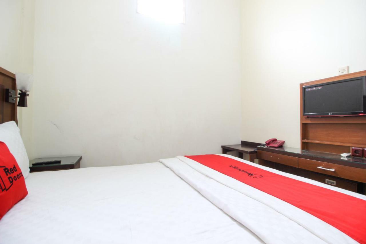 Reddoorz @ Tegal Panggung Guest house 3*
